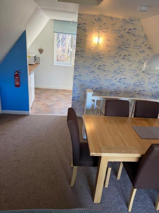 3 Bedroom Lodge With Hot Tub On Lovely Quiet Holiday Park In Cornwall Gunnislake 외부 사진