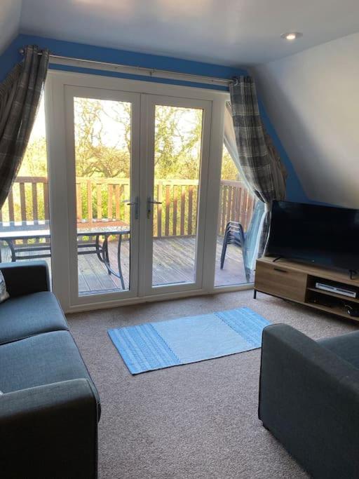 3 Bedroom Lodge With Hot Tub On Lovely Quiet Holiday Park In Cornwall Gunnislake 외부 사진