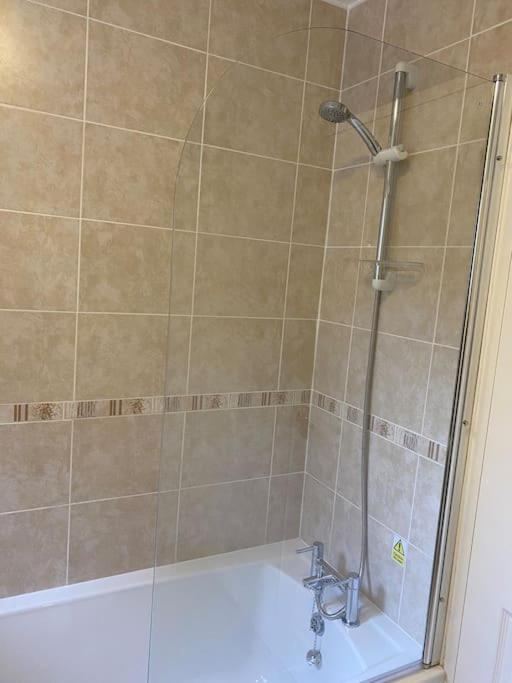 3 Bedroom Lodge With Hot Tub On Lovely Quiet Holiday Park In Cornwall Gunnislake 외부 사진